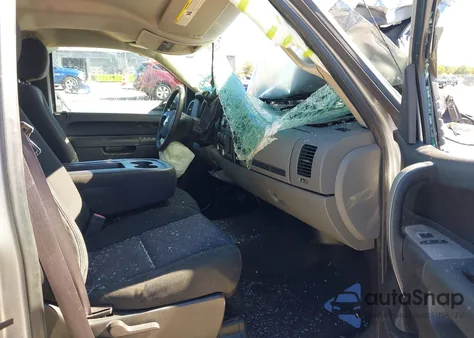 2010 Chevrolet Silverado 1500 Ls из США, поврежденный, VIN 1GCSCREA9AZ145654